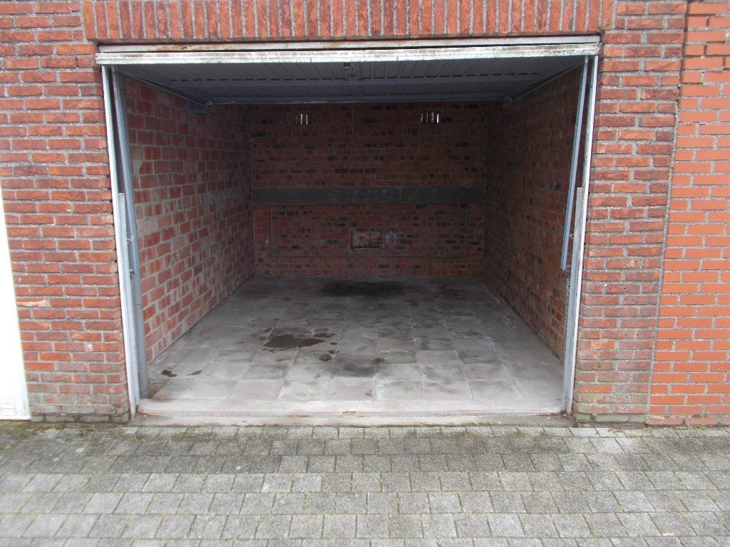 Garage TE HUUR in Mechelen Elf Novemberstraat, Immo, Mechelen
