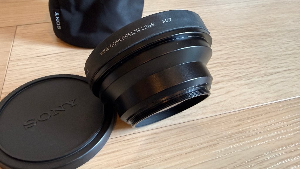 SONY VCL-HG0758 wide conversion lens x0,7, Ophalen, Zo goed als nieuw, Sony, Groothoeklens