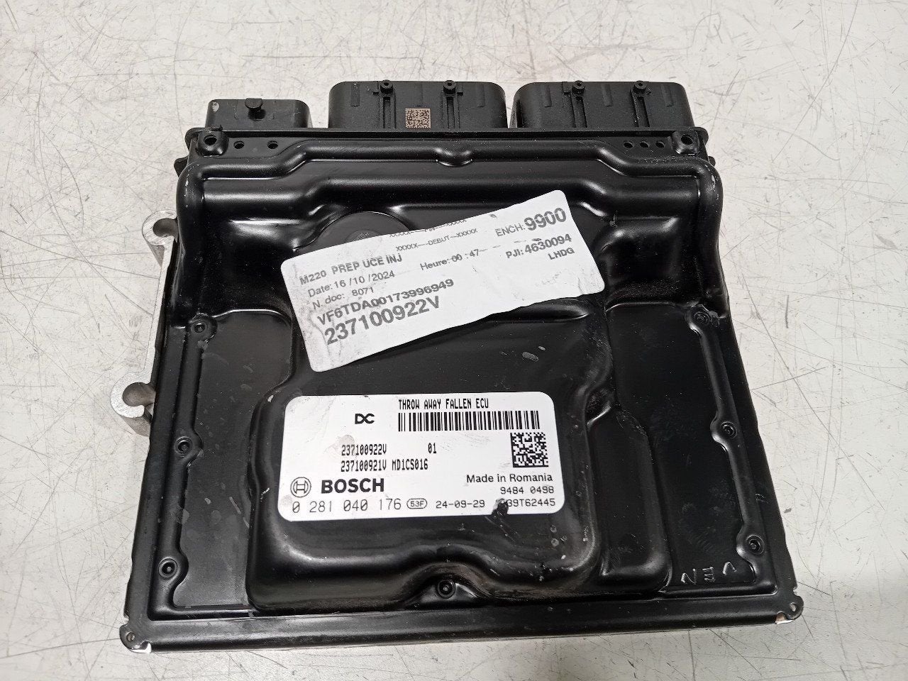 Computer motormanagement Renault Master, Onderdelen@venauto.nl, Van der Ven Autorecycling B.V., Gebruikt, Ettenseweg 76, 4706 PB Roosendaal, The Netherlands