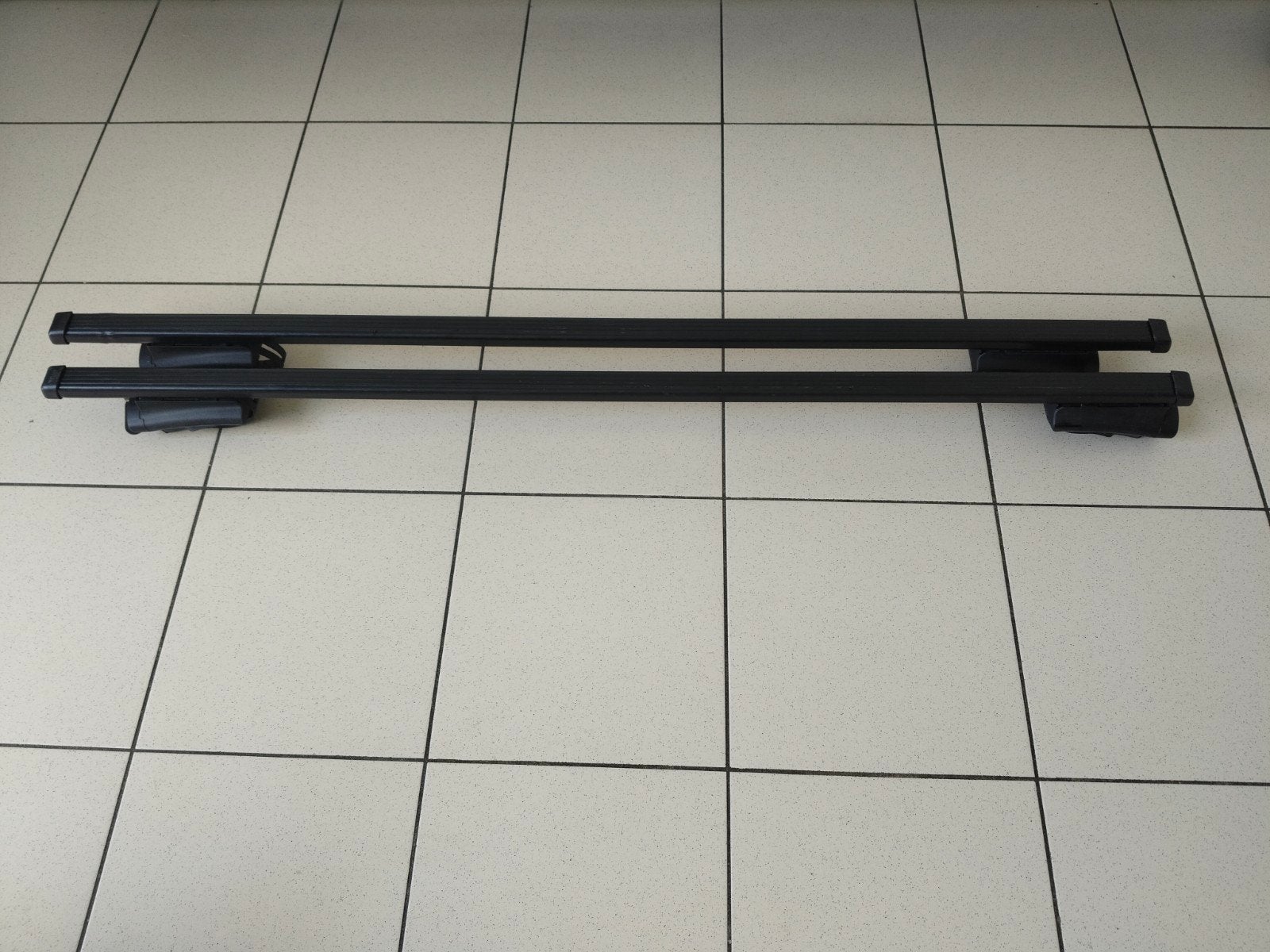 Dakdragers Thule voor open dakrails(Tiguan Sharan caddy Ford, Ophalen