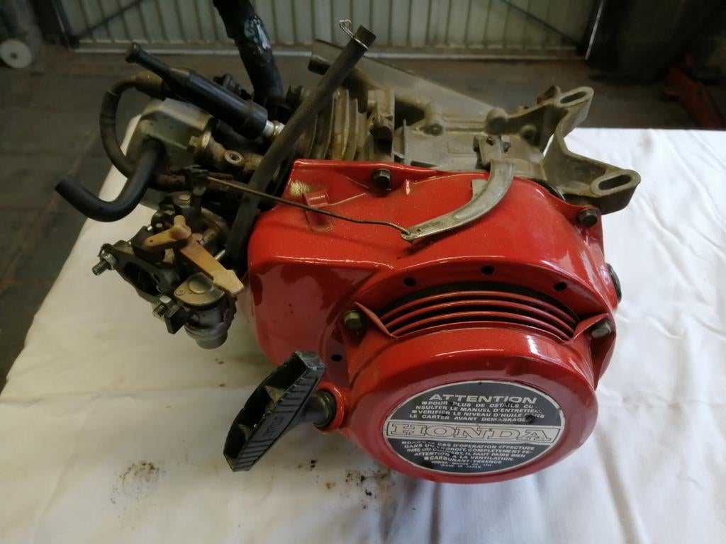 Honda gx110 motor voor onderdelen maar hij draait, Ophalen of Verzenden