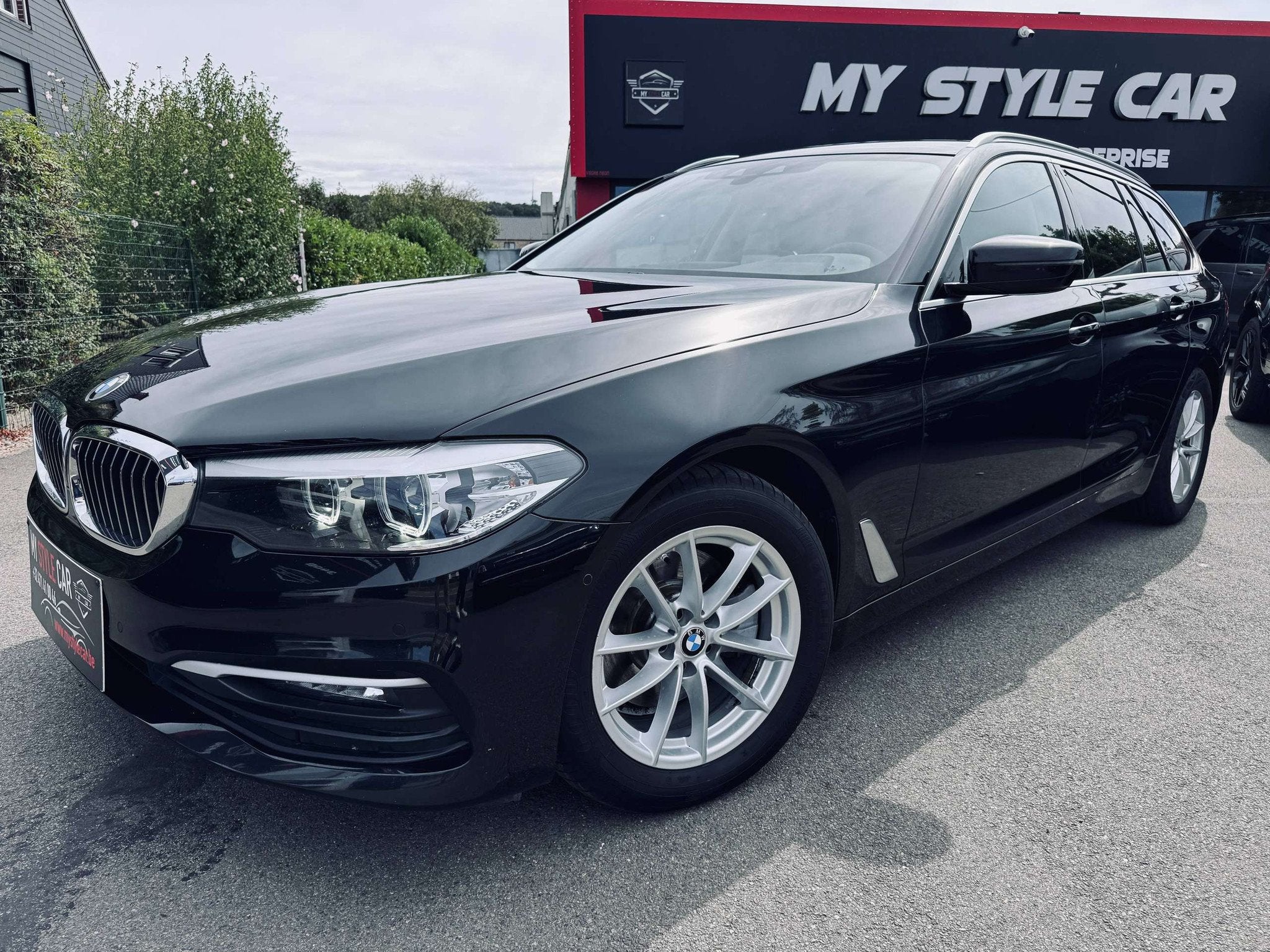 BMW 5 Serie 518 Touring 518d AUTOMATIQUE, Cuir, Navi, Garant, Auto's, 4 cilinders, 136 pk, Zwart, Leder