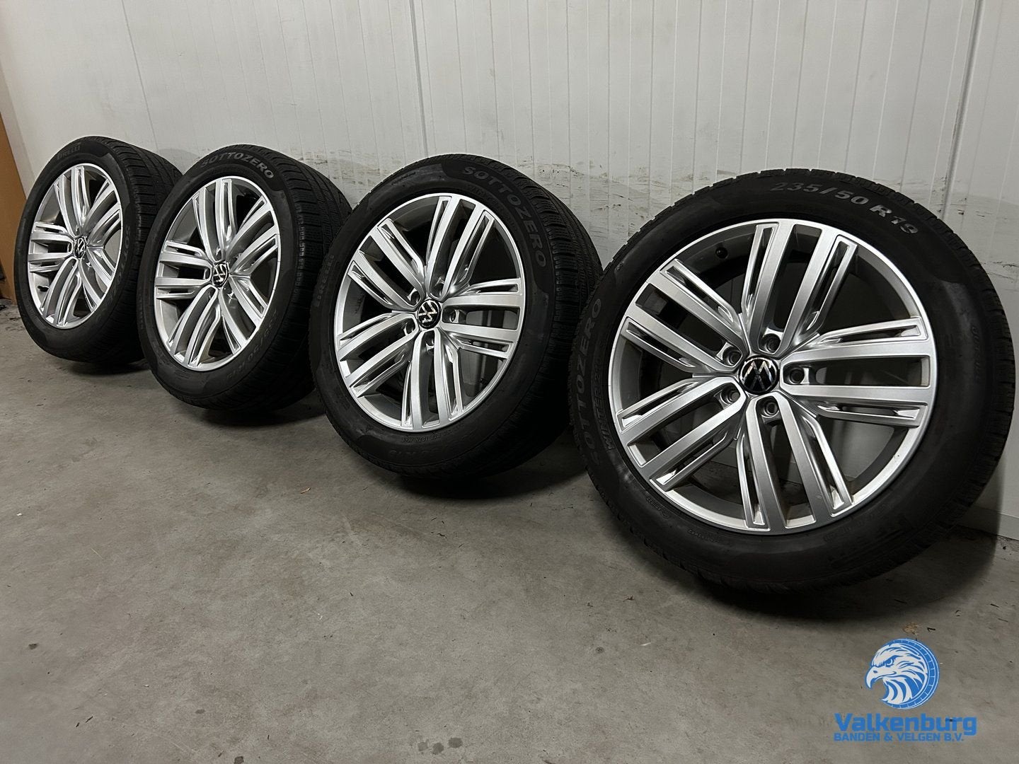 6-7mm! Originele VW Tiguan II 5NA Auckland 19 inch velgen 5x, Autos : Pièces & Accessoires, Pneus & Jantes, Pneus et Jantes, Pneus hiver
