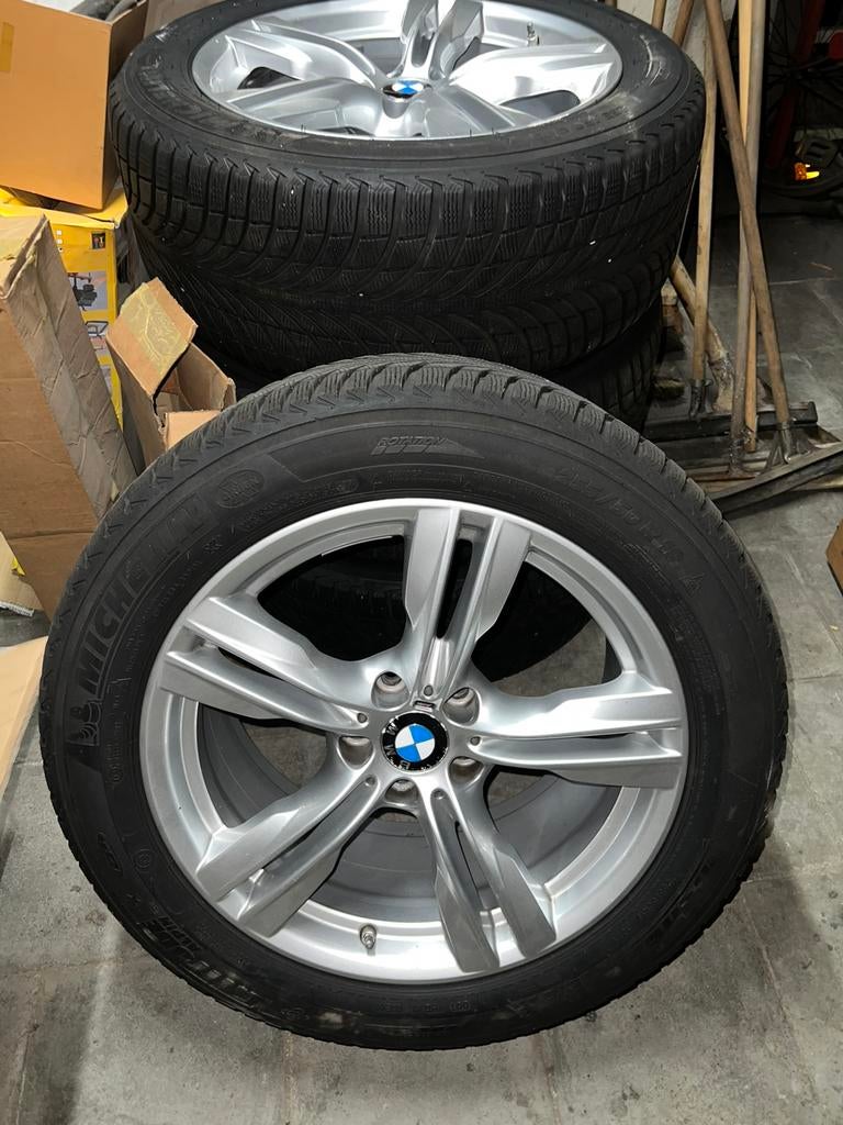 Originele BMW X5 M velgen met winterbanden, Auto-onderdelen, Banden en Velgen, 255 mm, Velg(en), Nieuw, Winterbanden