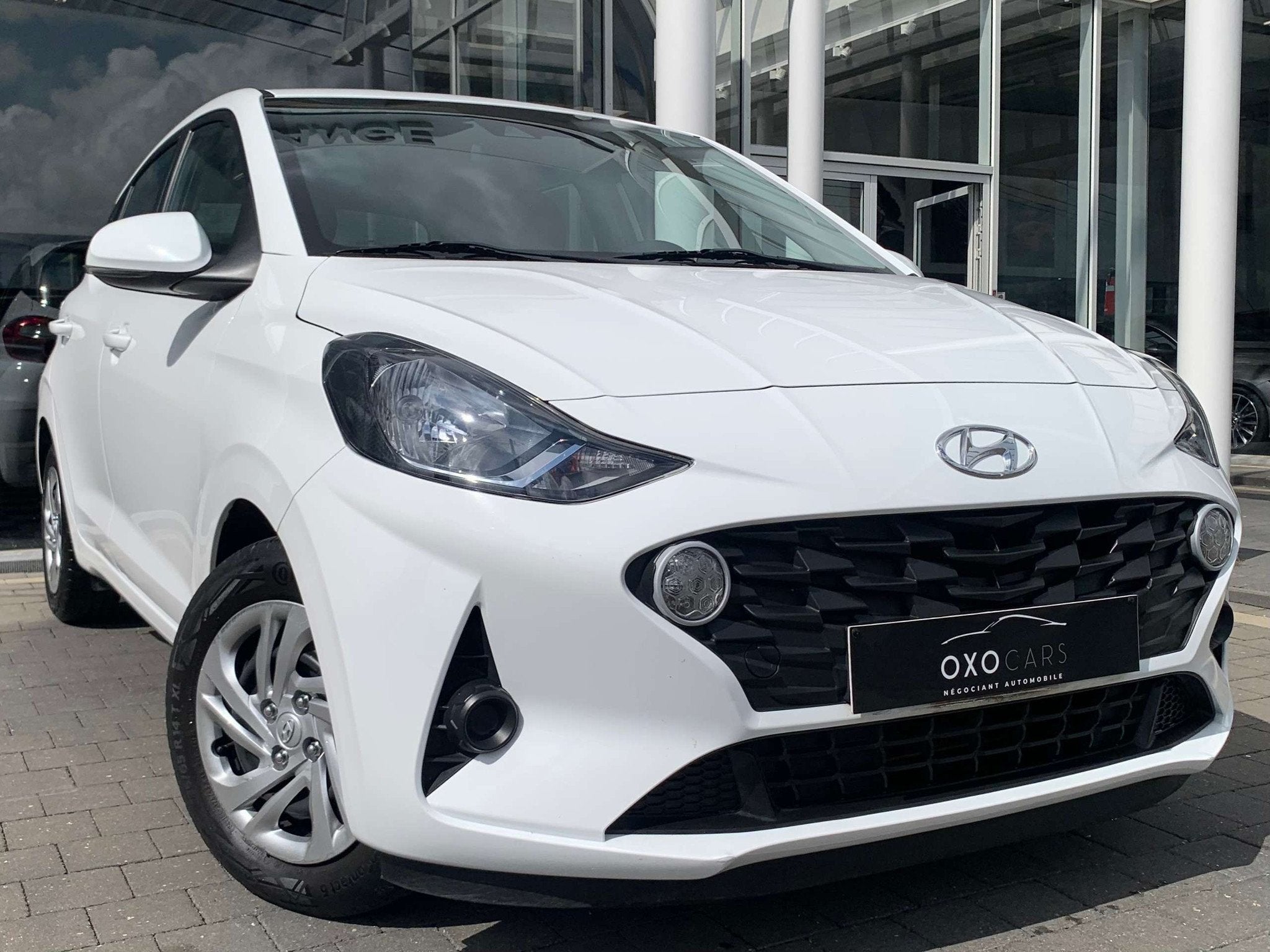 Hyundai i10 1.0i BOITE AUTO / AIRCO / CRUISE / BLUETOOTH / C, Autos, Achat, 998 cm³, Euro 6, Entreprise