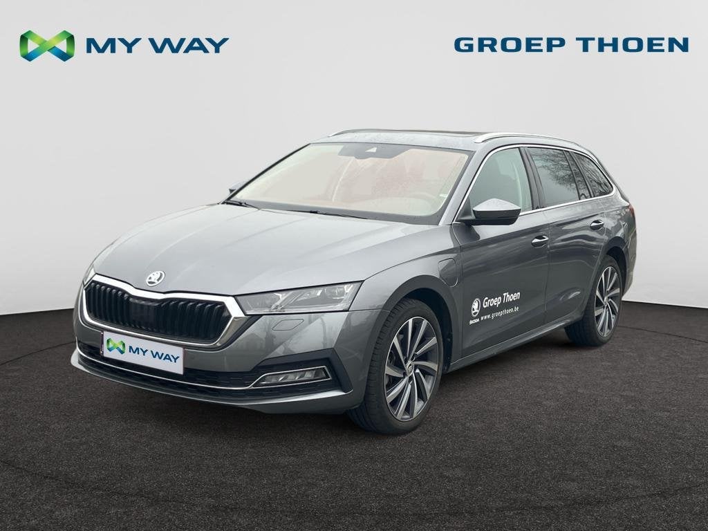 Skoda Octavia Combi PHEV Octavia SW PHEV 1.4 TSI Clever+ DSG, Autos, Skoda, Cruise Control, Argent ou Gris, Achat, 27 g/km