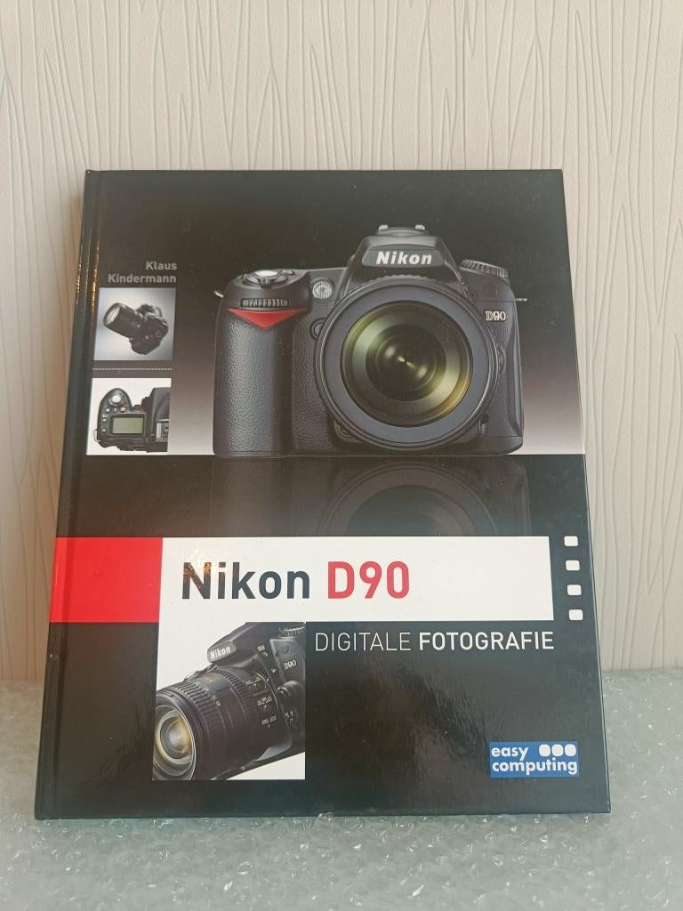 Nikon D90 digitale fotografie boek, Photographie et Cinéma, Enlèvement ou Envoi, Comme neuf, Klaus Kindermann