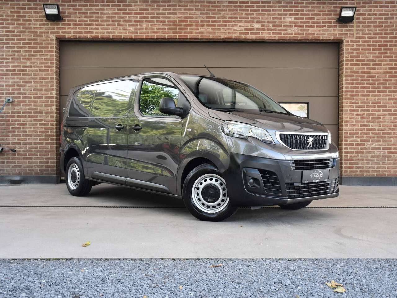 Peugeot Expert 2.0 HDI L2 / 3 ZIT / CARPLAY / GPS, 139 g/km, Zwart, 1688 kg, 0 kg