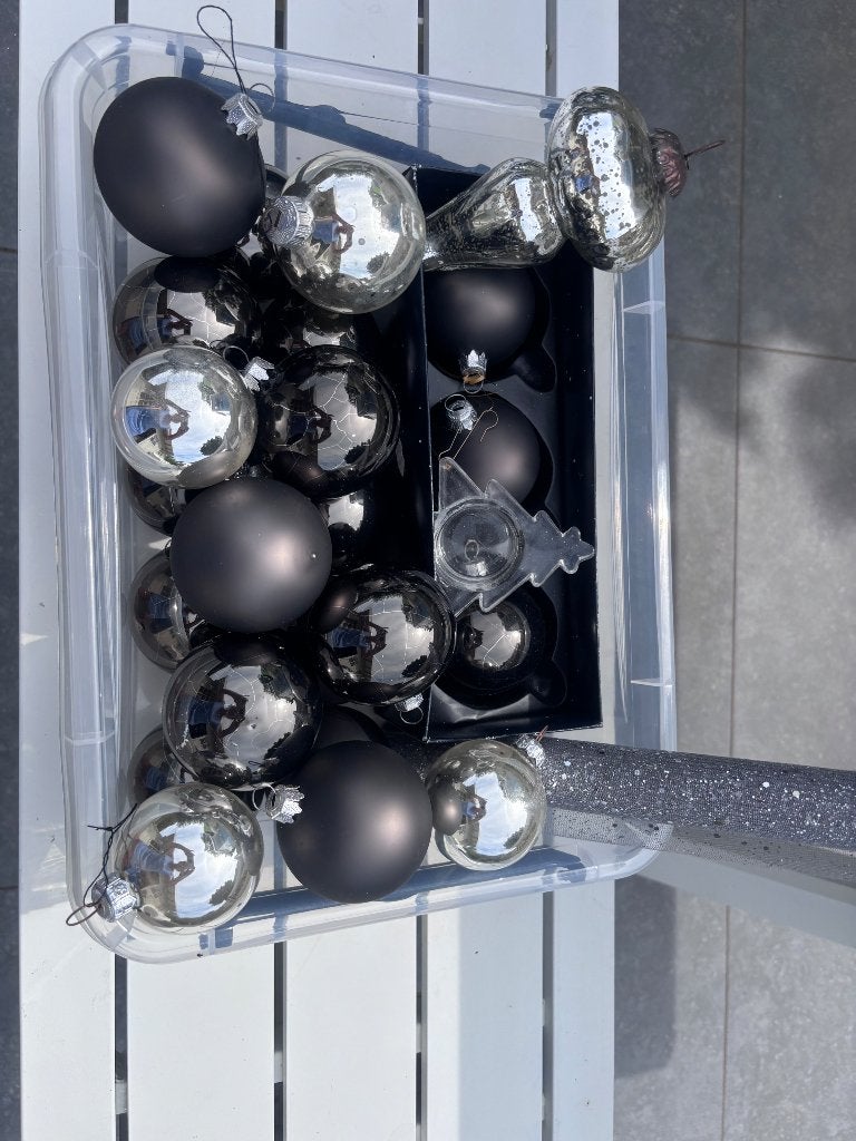 Kerst versieringen, Diversen, Ophalen