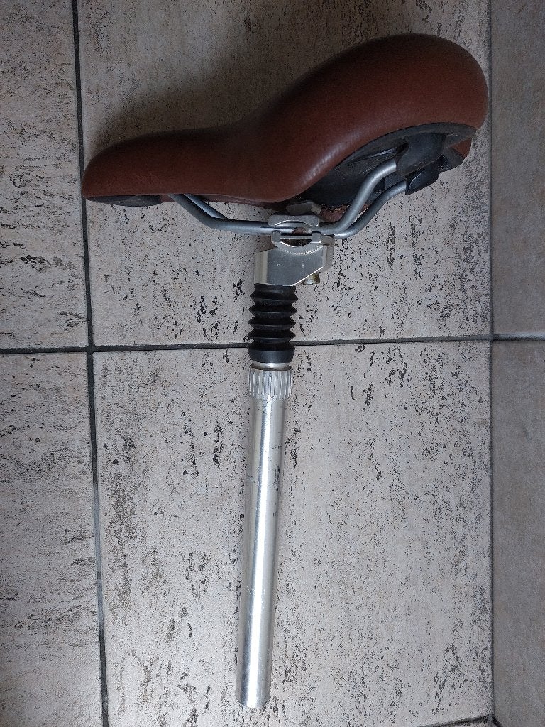 Zadel met verende zadelpen 27,2 mm, Ophalen, Gebruikt