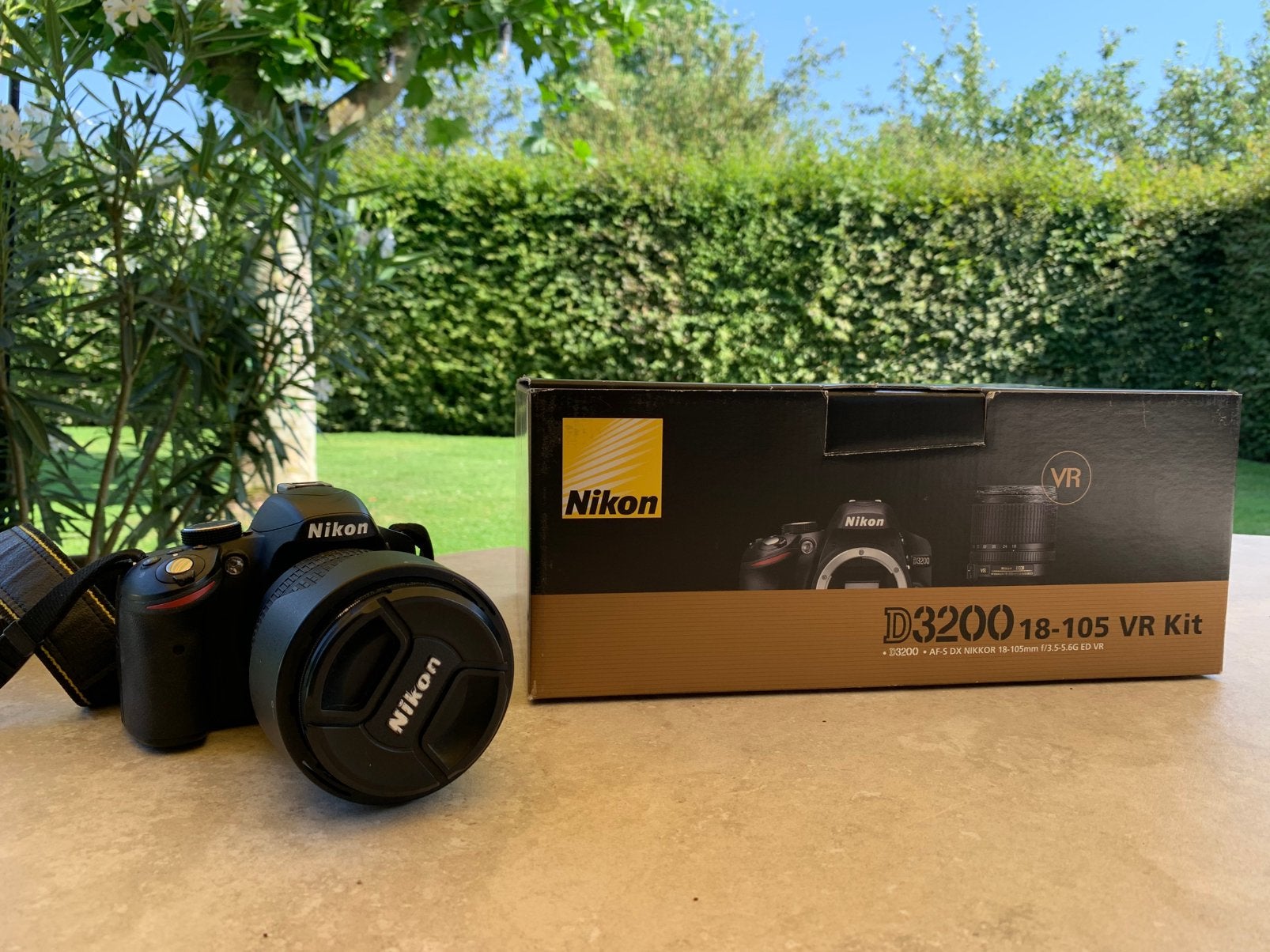 Nikon D3200 + AF-S DX NIKKOR 18-105mm, Ophalen, Spiegelreflex, Nikon, 4 t/m 7 keer
