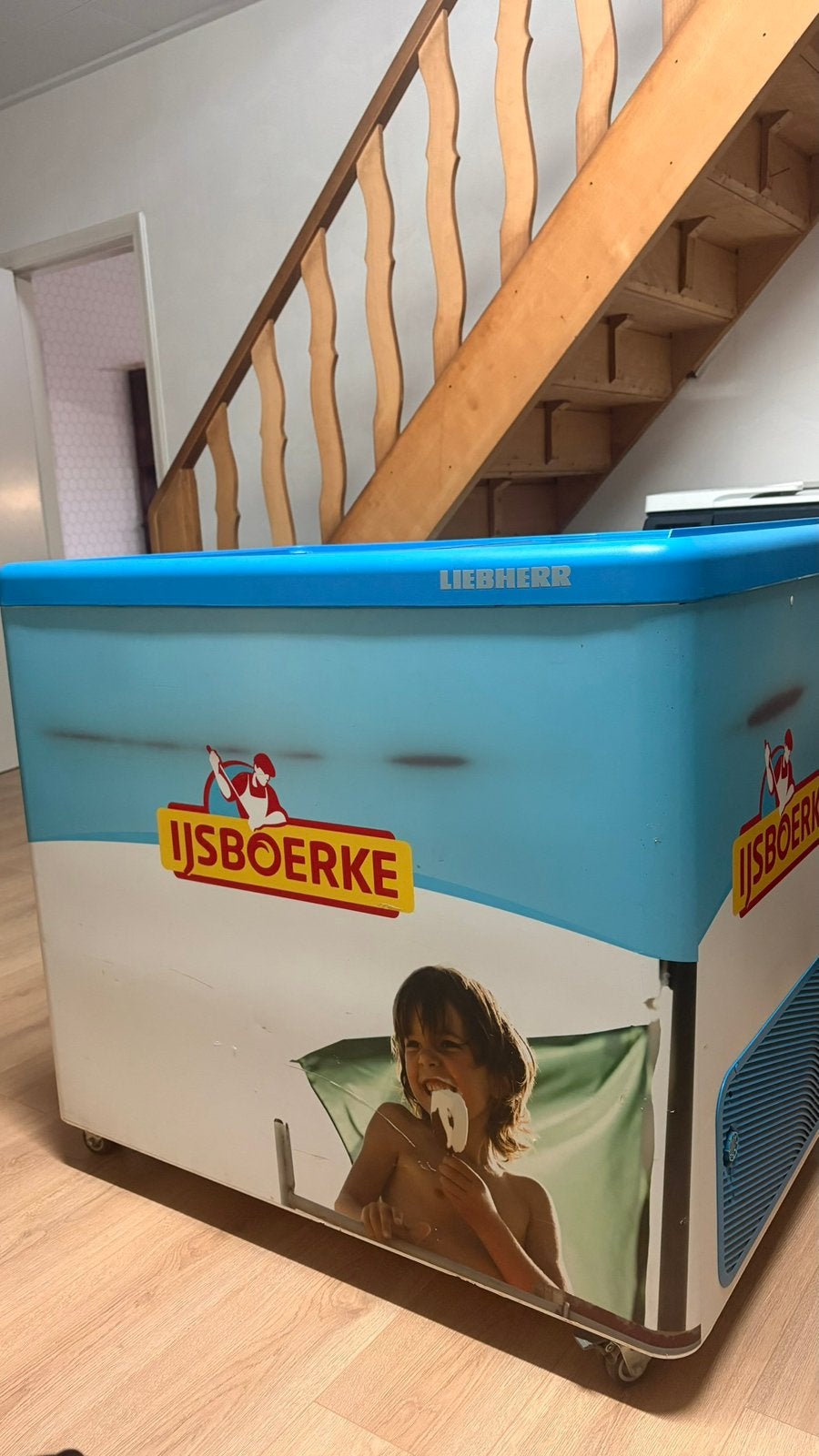 Diepvries IJsboerke, Enlèvement