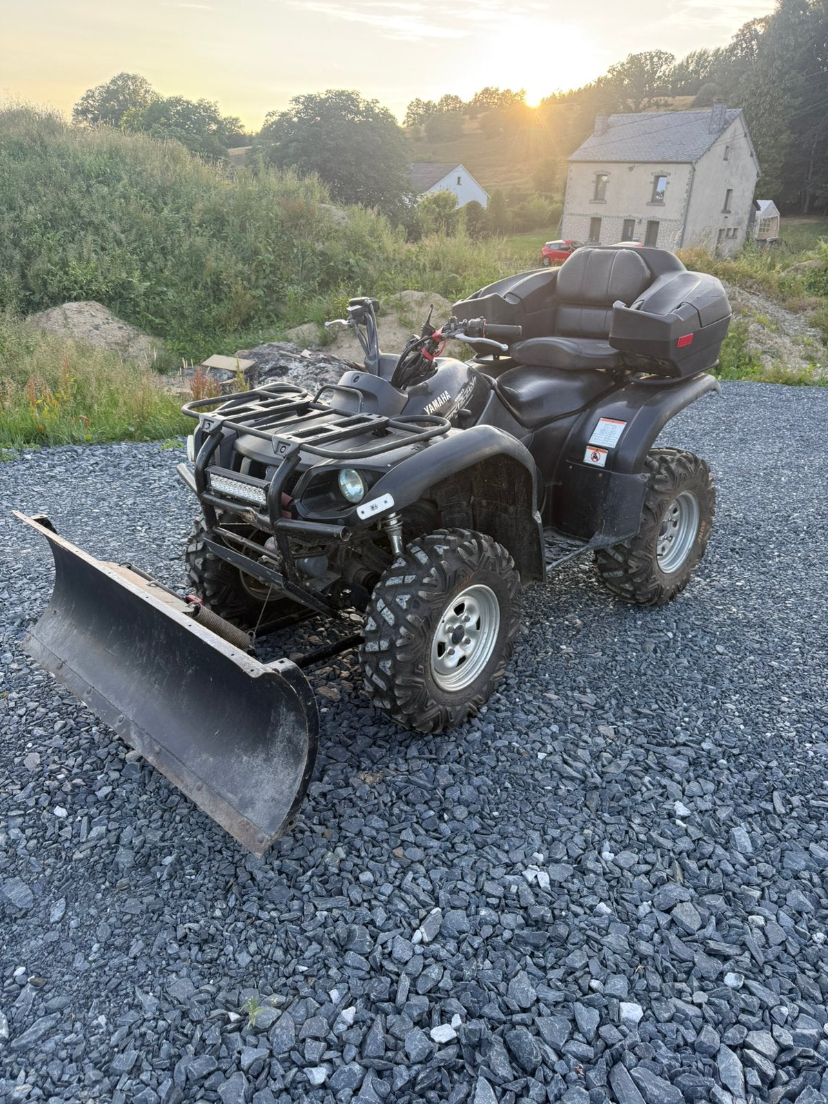 Grizzly 660 black edition, 1 cylindre, 660 cm³, 12 à 35 kW