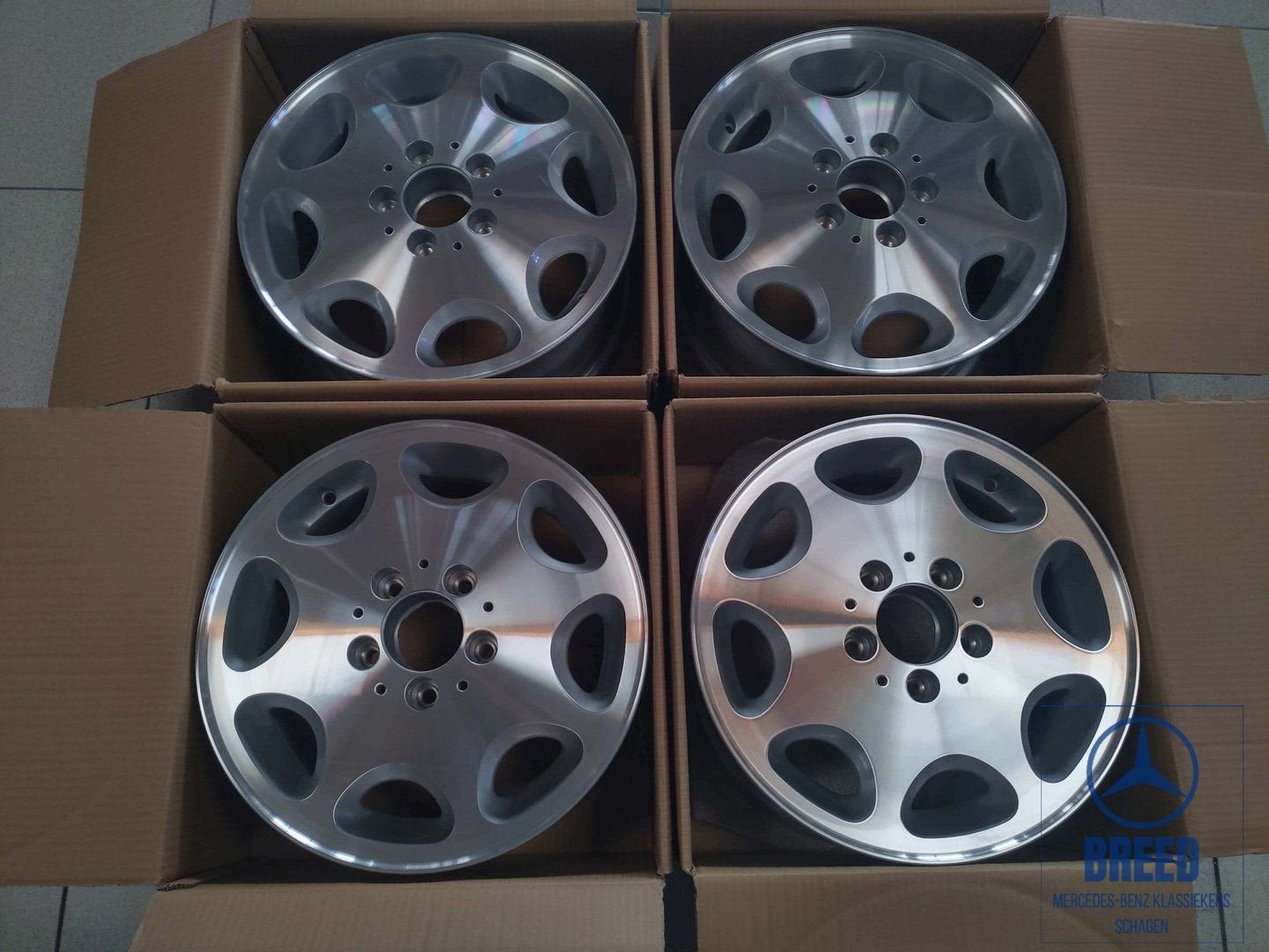 NOS set 8-gaats velgen glansgedraaid voor Mercedes-Benz W124, Neuf, 15 pouces, -, Véhicule de tourisme