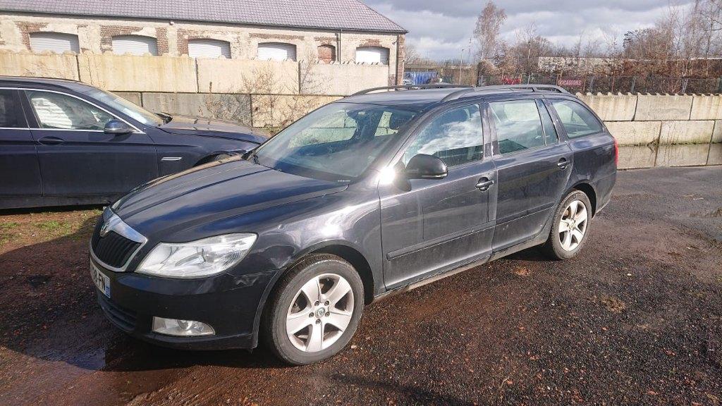 Skoda octavia 2011 1600 tdi 279000km marchand export, Autos, Skoda, Euro 5, Achat, Entreprise, Boîte manuelle