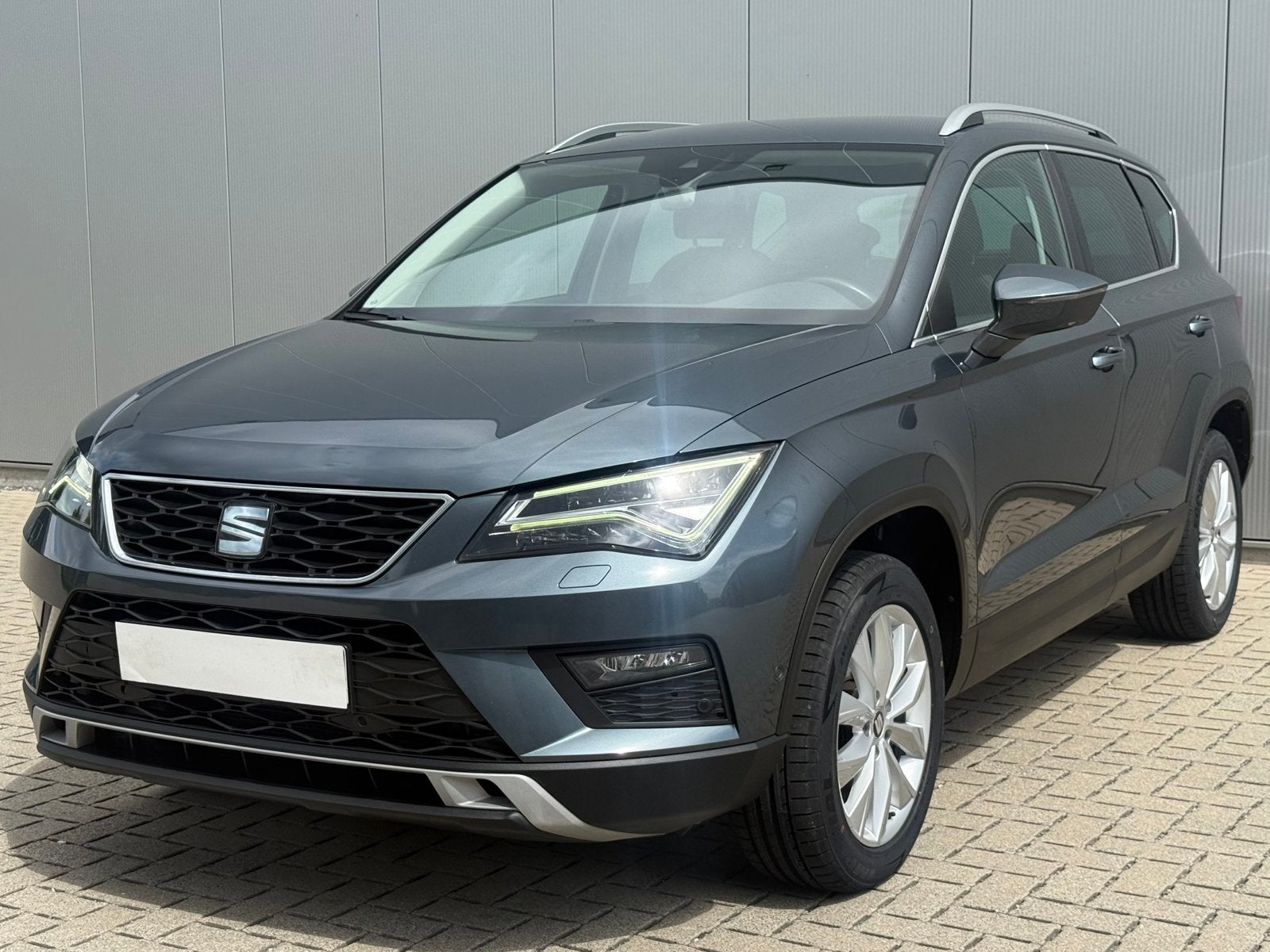 SEAT ATECA Style 1.5 TSI DSG 1 JAAR GARANTIE, Auto's, 1498 cc, 0 kg, 124 g/km, Leder