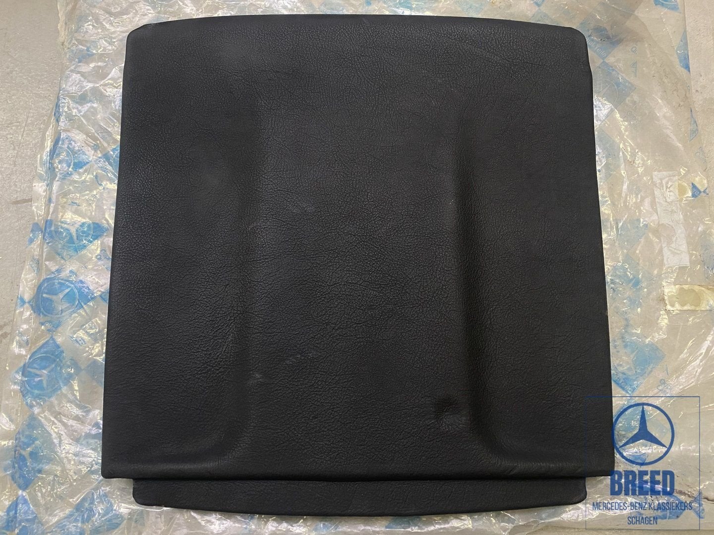 NOS bekleding achterzijde stoel leder Mercedes-Benz W201, Neuf, -, -, Enlèvement ou Envoi
