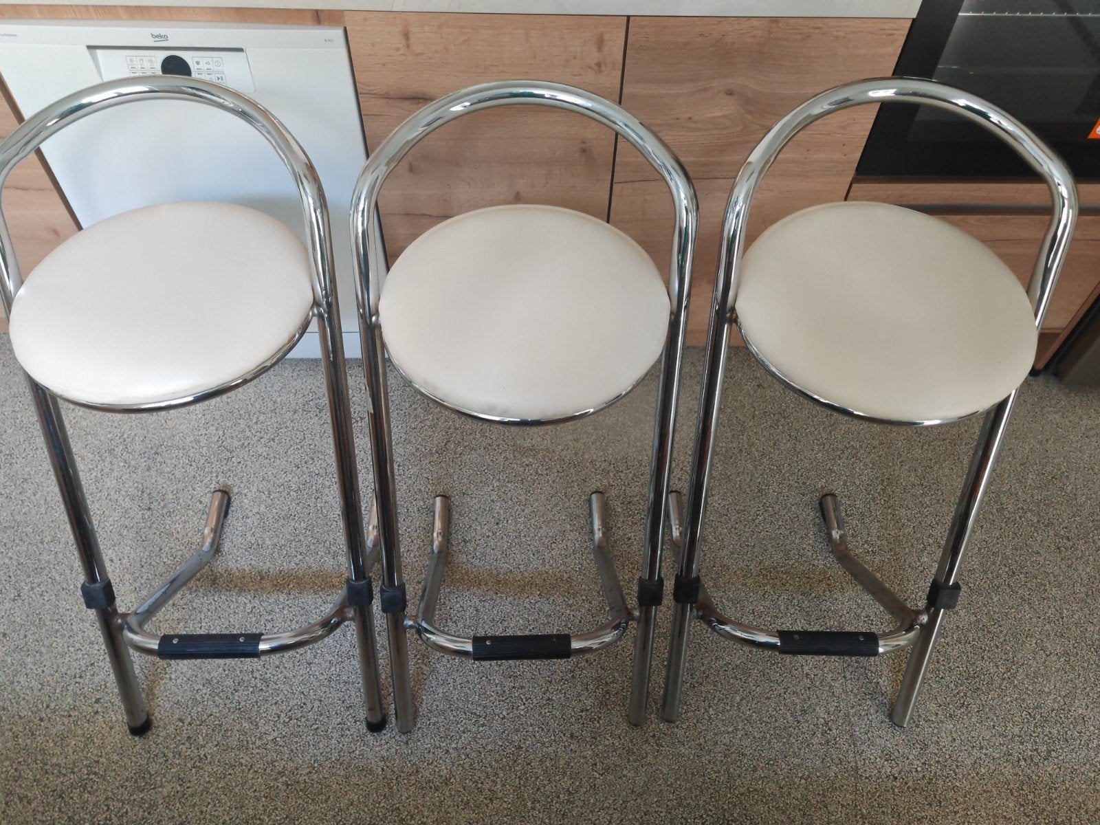 3 tabourets hauts, 3 tabourets, Enlèvement, Cuir