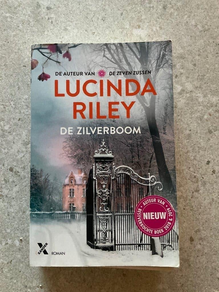 Boek, Boeken, Ophalen, Zo goed als nieuw, Lucinda Riley