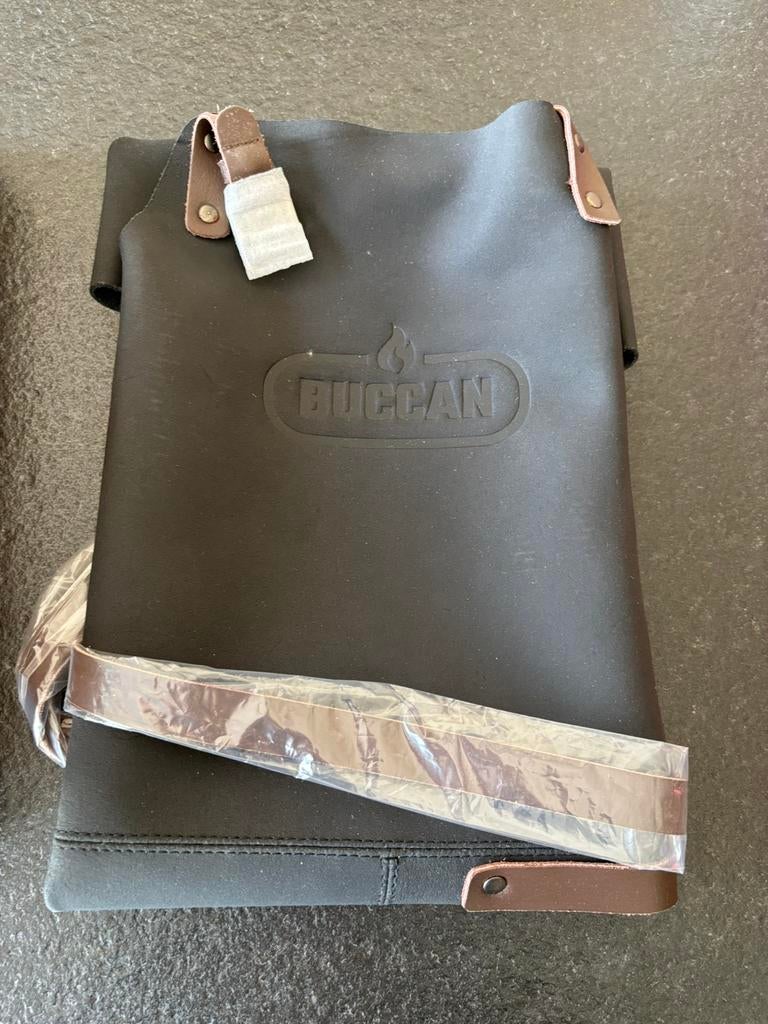 Bbq schort Buccan/ kleur zwart,  nieuw in doos, Tuin en Terras, Ophalen, Nieuw