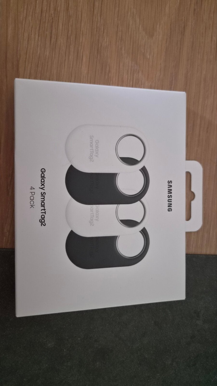 NIEUW Galaxy SmartTag 2 EI-T5600 4 Per Pack 2x black+ white, Ophalen of Verzenden, Samsung