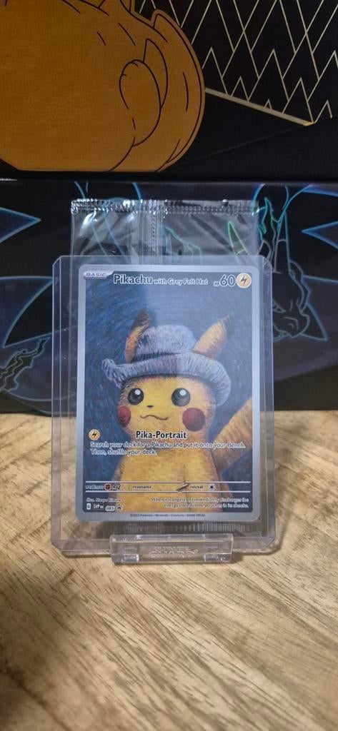 Pikachu with Grey Felt hat (sealed), Hobby en Vrije tijd, Ophalen