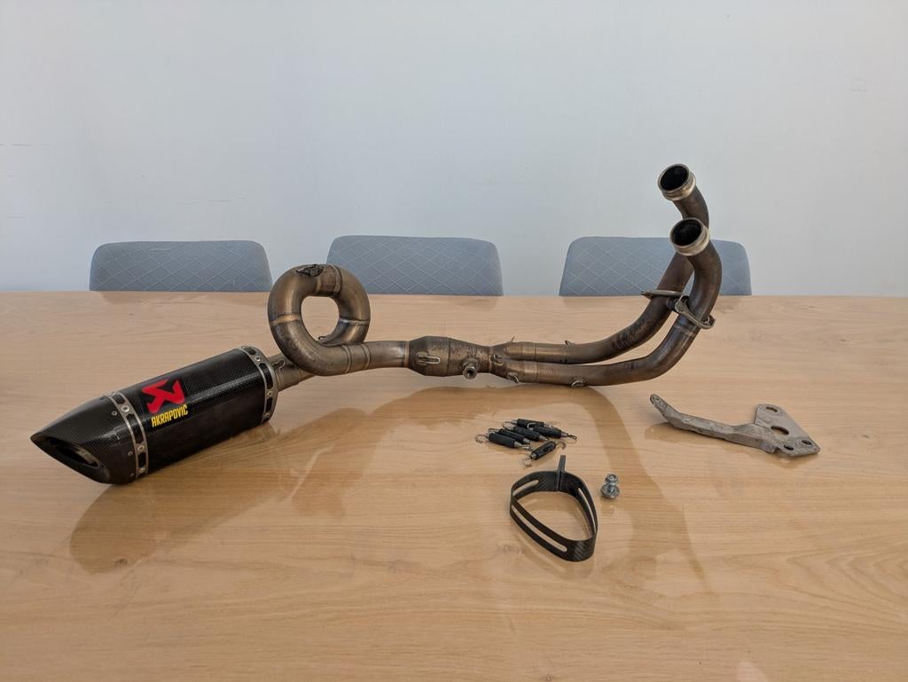 Akrapovic yamaha  mt 07 / tracer 7 / tracer 700, Motoren, Ophalen