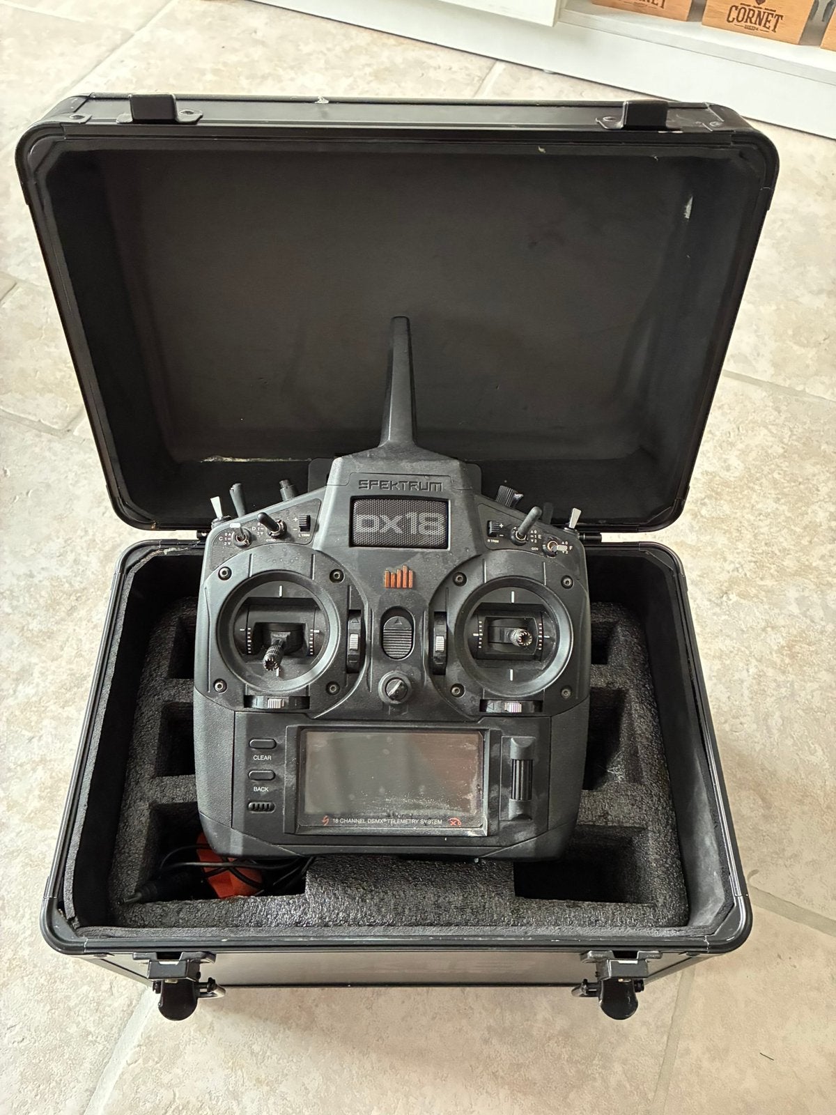 Spektrum DX18 black edition, Hobby & Loisirs créatifs, Enlèvement, Utilisé