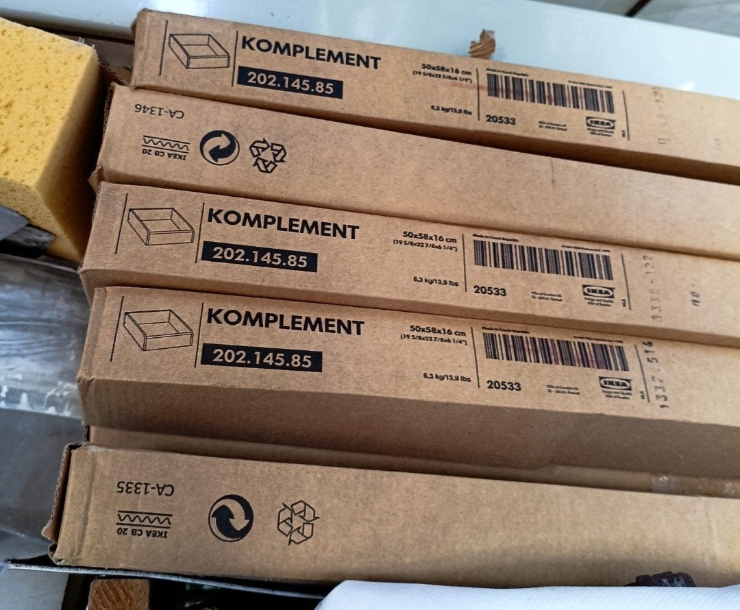 5 Ikea lades 202.145.85, Ophalen