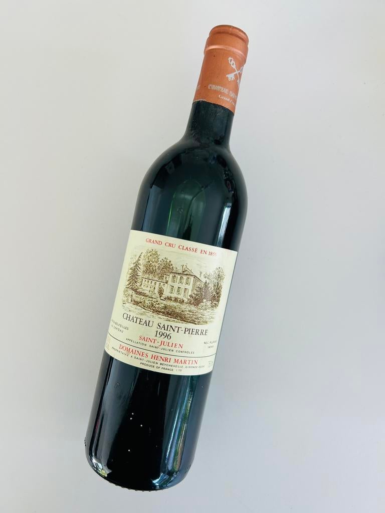 1 fles 750ml Chateau Saint-Pierre 1996, Verzamelen, Wijnen, Ophalen, Frankrijk, Zo goed als nieuw, Rode wijn