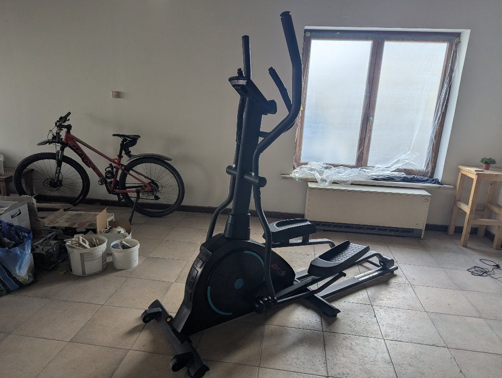 Professionele cross trainer / elliptical, Sports & Fitness, Appareils de fitness, Enlèvement, Utilisé, Jambes, Métal