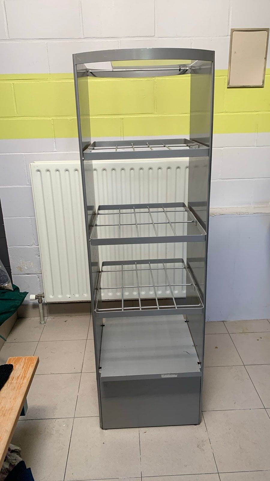 Metalen open rek  zilverkleurig, Ophalen, Gebruikt