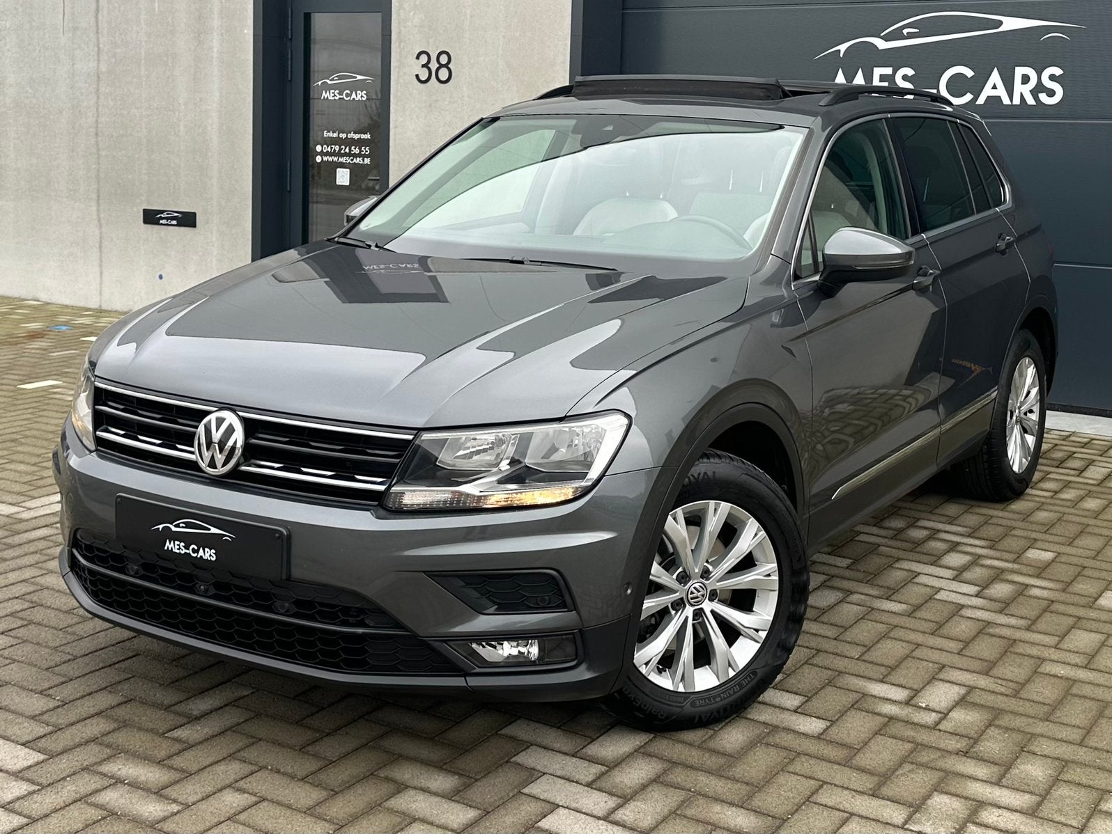 Volkswagen Tiguan 2.0TDI - 150PK Automaat DSG Pano 2018 BTW, Auto's, Automaat, Dealer onderhouden, Verwarmde buitenspiegels, Leder