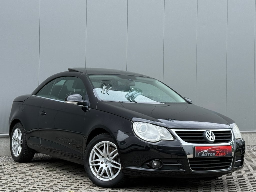 Volkswagen Eos 2.0 TDi Cabrio Pano Cruise DigAirco Leder, Auto's, Voorwielaandrijving, 4 zetels, 158 g/km, Zwart
