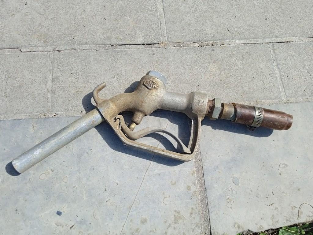 Pistolet pour carburant, Autos : Divers, Outils de voiture, Enlèvement, Utilisé