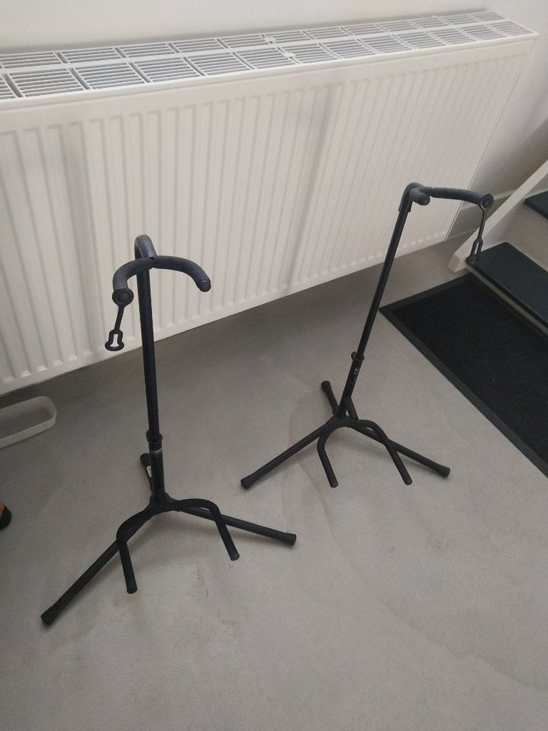 un pied de guitare, Musique & Instruments, Enlèvement, Comme neuf, Pied, Guitare