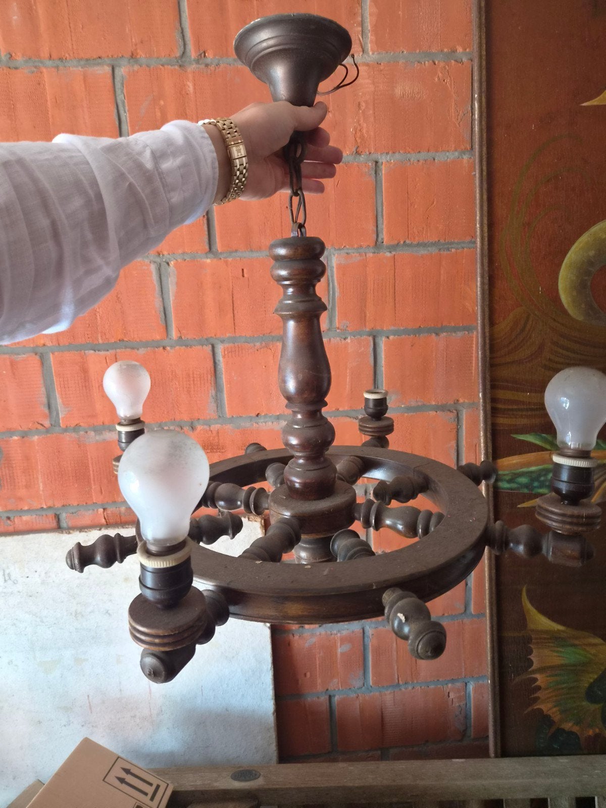 Titel: Sfeervolle Vintage Houten Kroonluchter – Scheepsstuur, Antiek en Kunst, Ophalen