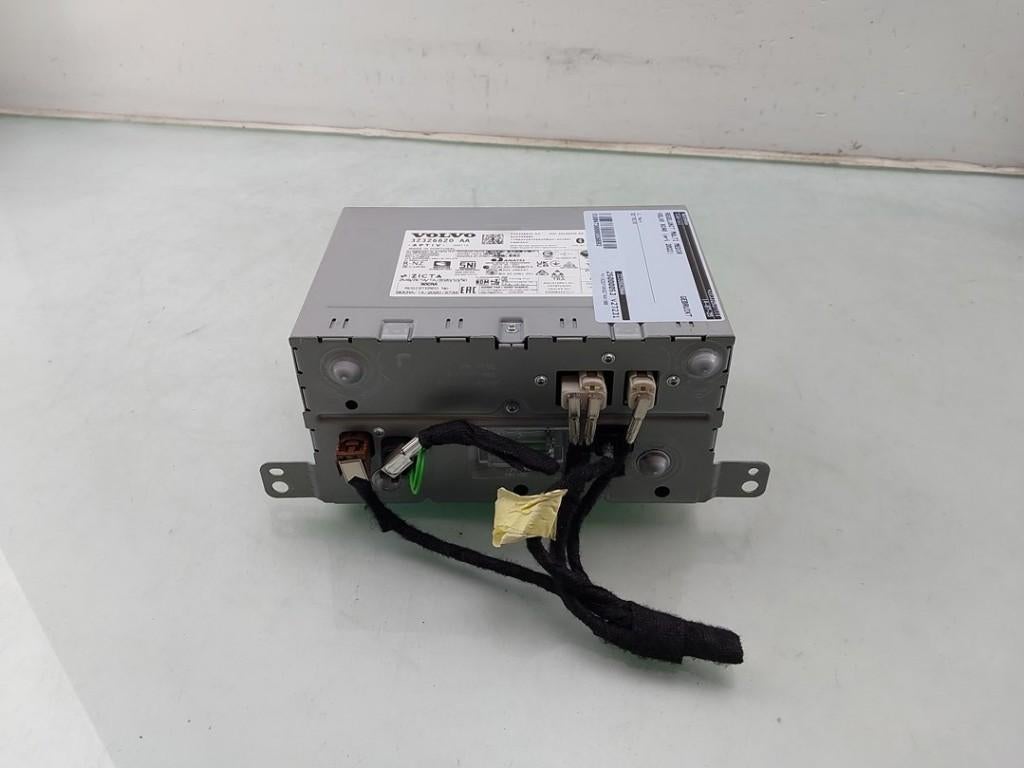 ORDINATEUR MULTIMEDIA Volvo XC40 (XZ) (01-2017/12-2022), Utilisé, Volvo