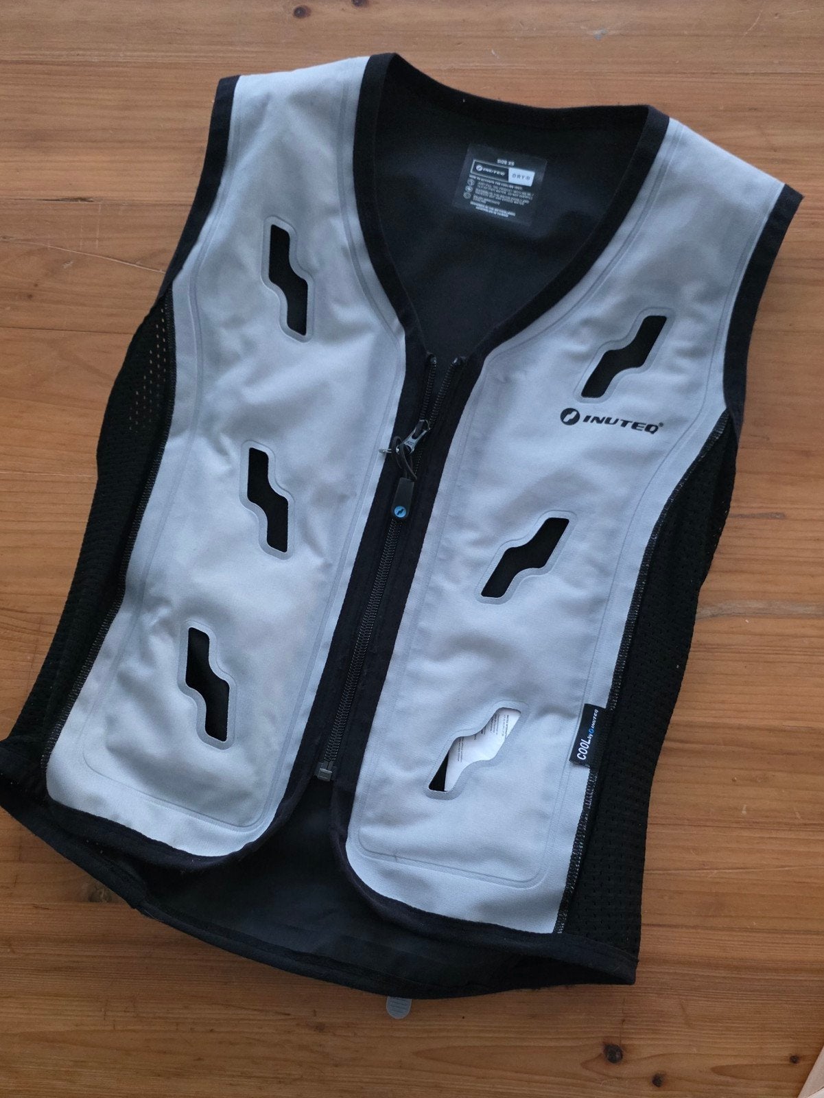 Koelvest maat XS, Motoren, Overige typen, Dames, Ophalen of Verzenden, INUTEQ