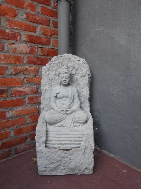 Mooi Boeddha beeld met fontein, Ophalen, Zo goed als nieuw, Kunststof