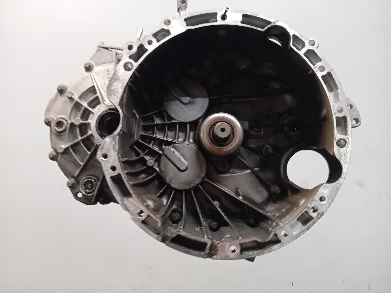 Versnellingsbak schakel Mercedes-Benz CLA, Onderdelen@venauto.nl, Van der Ven Autorecycling B.V., Gebruikt, Ettenseweg 76, 4706 PB Roosendaal, The Netherlands