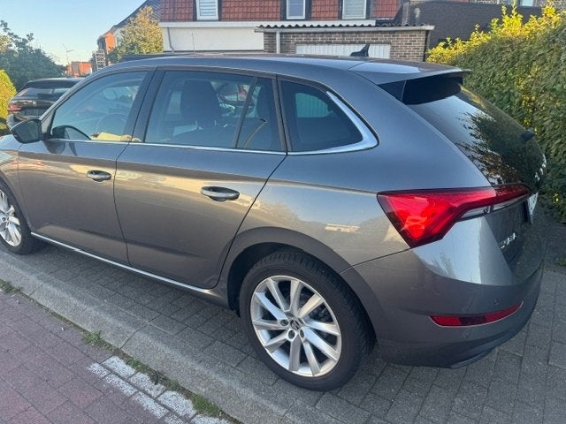 Skoda Scala 1.0TFSi DSG automaat VIRTUAL COCKPIT BTW-wagen, Autos, Argent ou Gris, Euro 6, Entreprise, Garantie prolongée