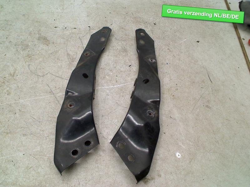 KOPLAMP steun Volkswagen Golf VI (5K1) (5K0806929B), Gebruikt, De Bloemendaal 21 21
5221 EB  'S HERTOGENBOSCH, NL, Info@123Parts.nl