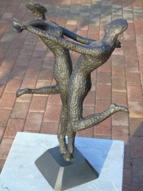 statue art moderne en bronze sur socle, Enlèvement ou Envoi, Bronze