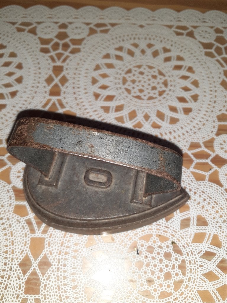 Fer à repasser en fonte (petit) vintage, Enlèvement