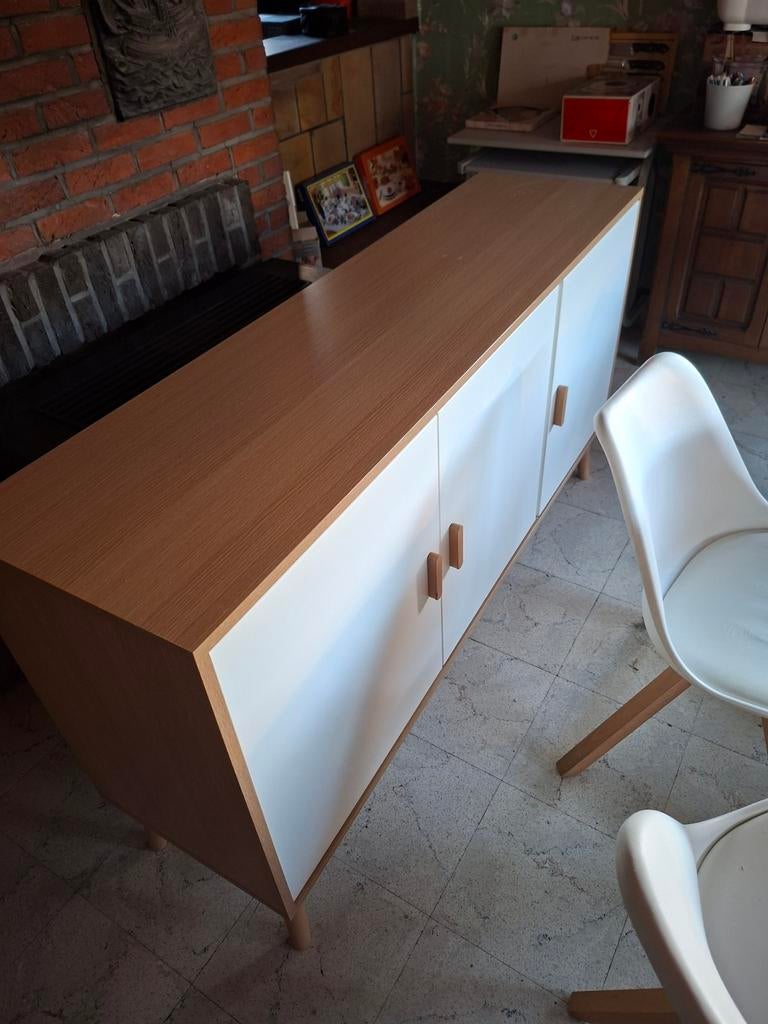Dressoir kast en tafel met 6 stoelen, Ophalen