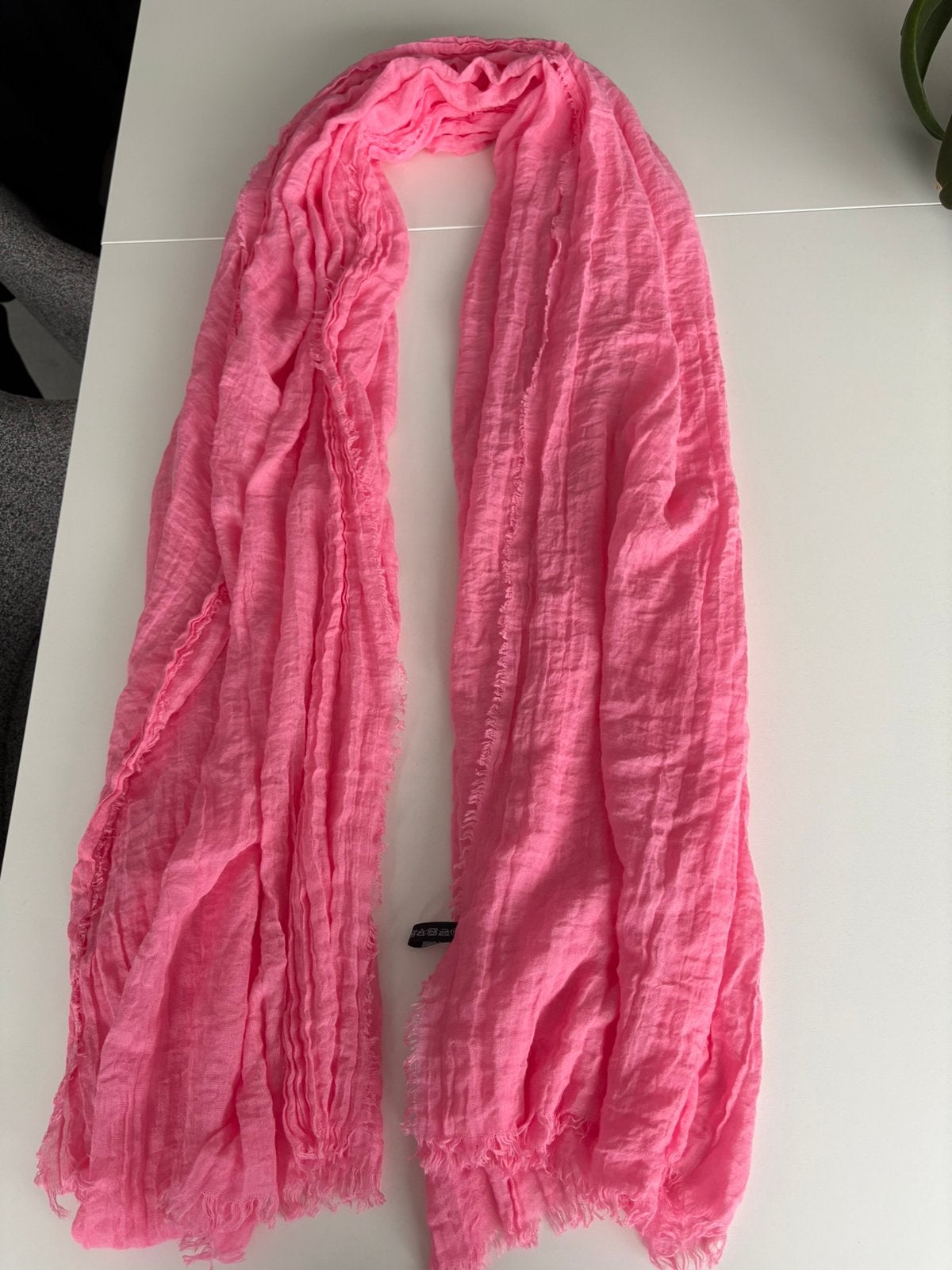 Nieuwe roze sjaal, Ophalen, Nieuw, Sjaal