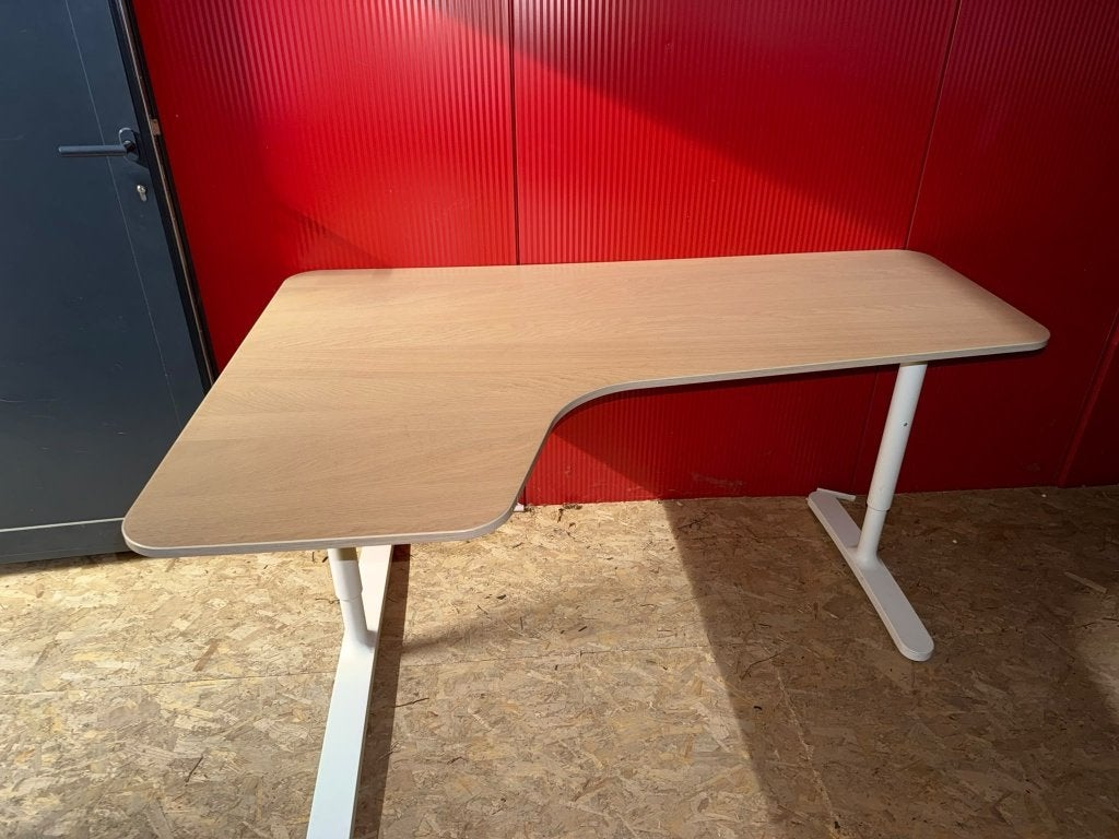 Bureautafel KV Mechelen Skybox, Ophalen, Gebruikt