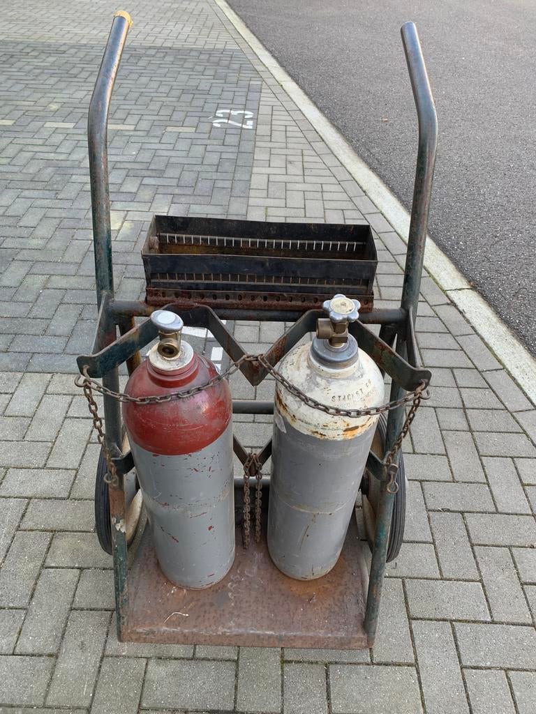 Gasflessen kar, Ophalen, Gebruikt