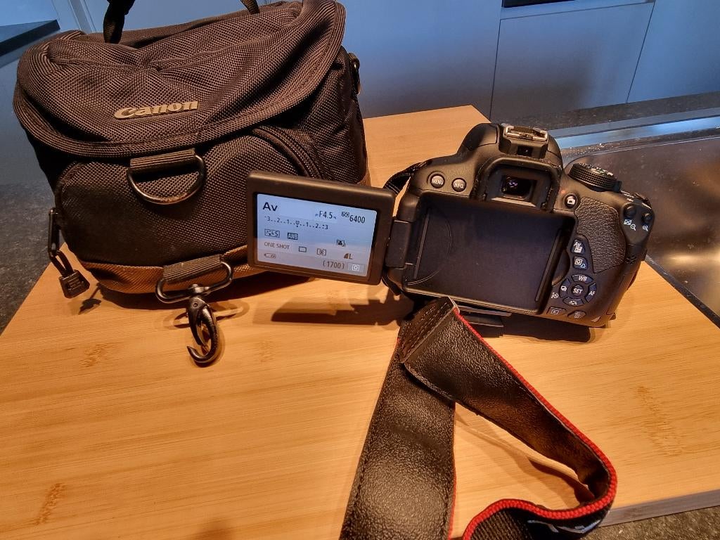 Camera canon eos 700 d, Audio, Tv en Foto, Spiegelreflex, Canon, Ophalen of Verzenden, Zo goed als nieuw